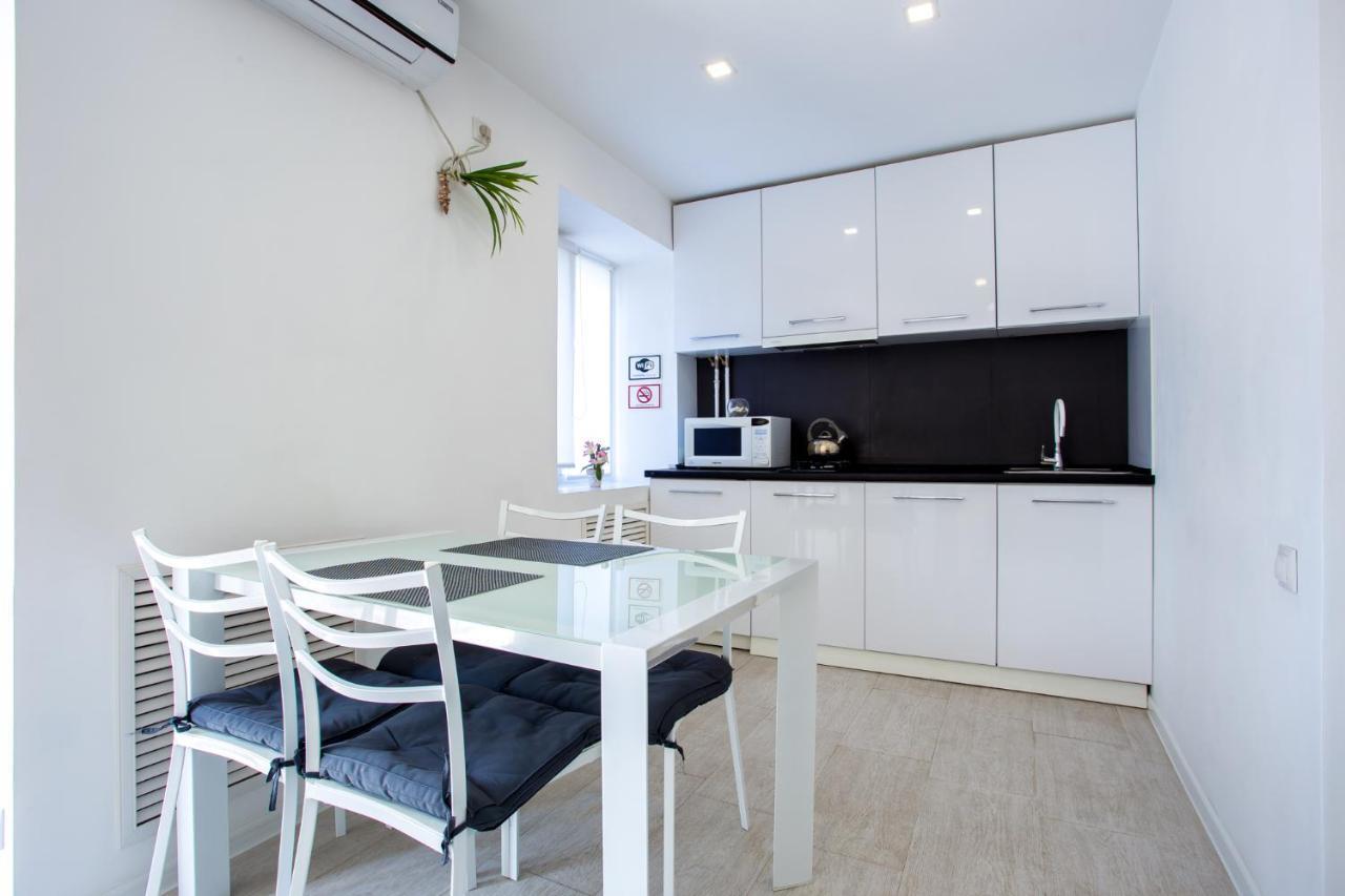 Apartment On Ushakova Херсон Екстер'єр фото